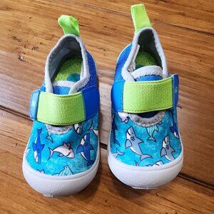 Newtz - Shark Print Toddler Water Shoes Size 5/6